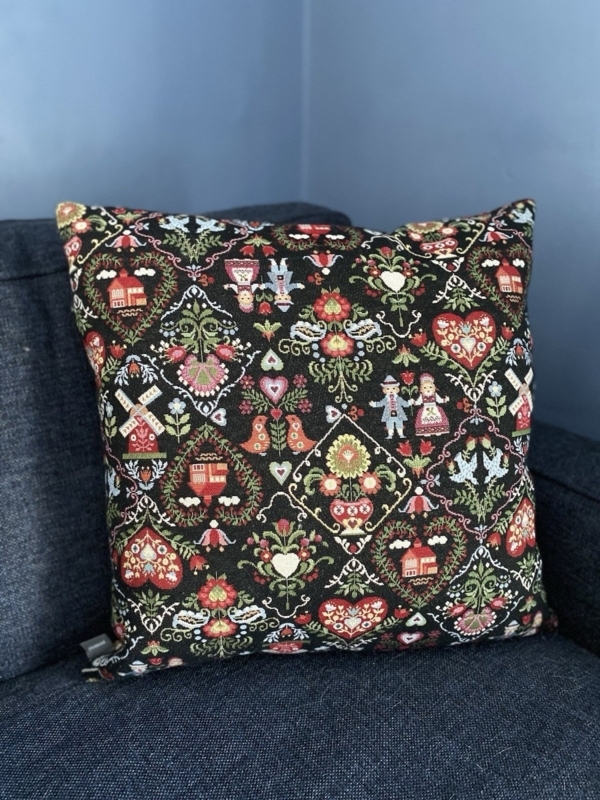 Throw Pillow Optical Spiral Design Illustrative Botanical Print
