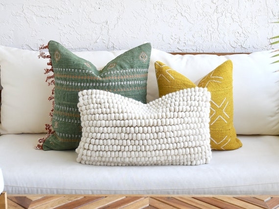 Throw Pillow Set Featuring Mixed Lumbar and Square Earthy Shapes