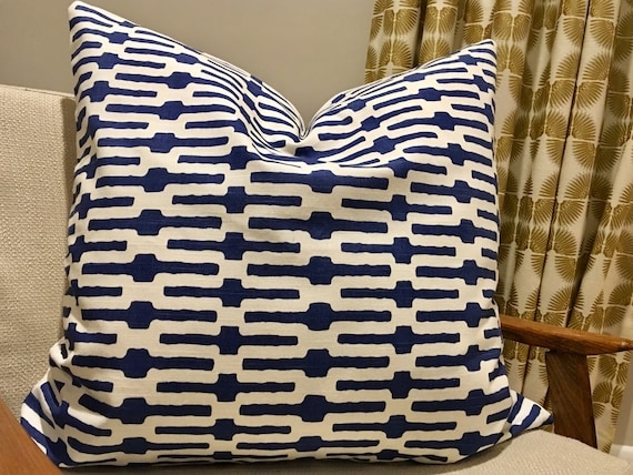 Throw Pillow Set with Interlocking Circles, Navy Geometric Coastal Decor.