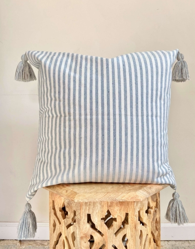 Throw Pillow Wide Nautical Stripes Corner Tassels Denim-Like Woven