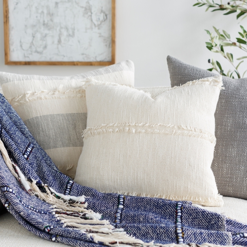 Throw Pillow with Chunky Woven Texture for Coastal Cottage Accent