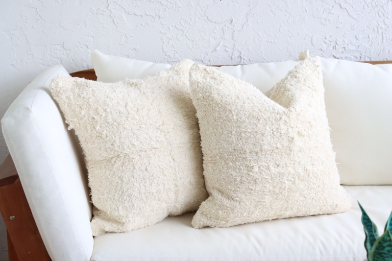 Throw Pillows Set Cream Waffle Weave Texture Linen-Like Fabric