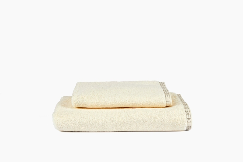 Towel Set Geometric Embroidered Border Ivory Beige, Modern Style