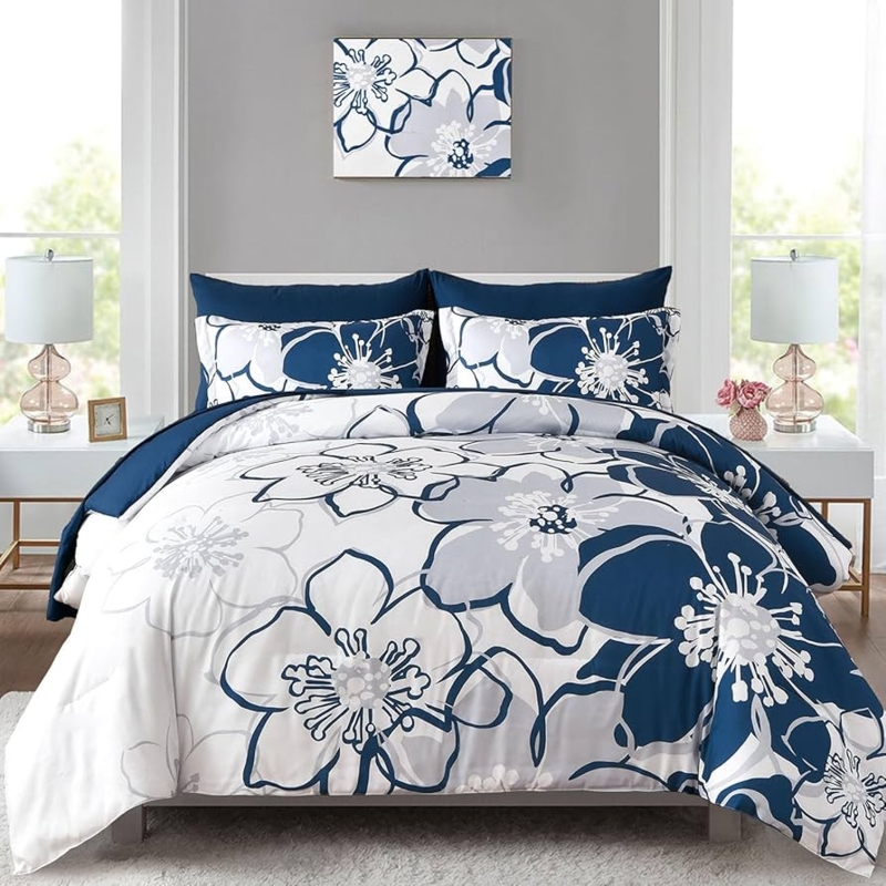 Traditional Botanical Comforter Set with Matching Shams