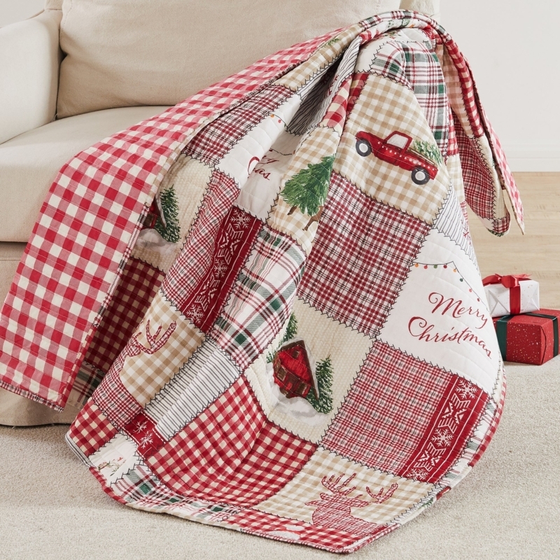 Traditional Holiday Quilted Throw, Festive Red & Green Farmhouse Print