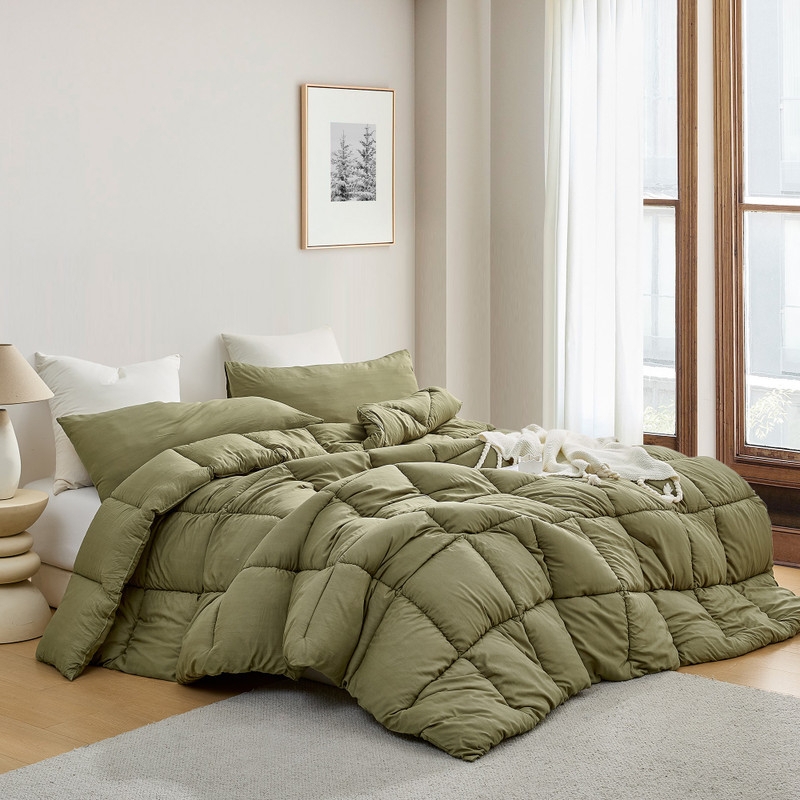 Ultra Plush Comforter with Extreme Oversize for Shaggy Faux Fur Bedding Ideas