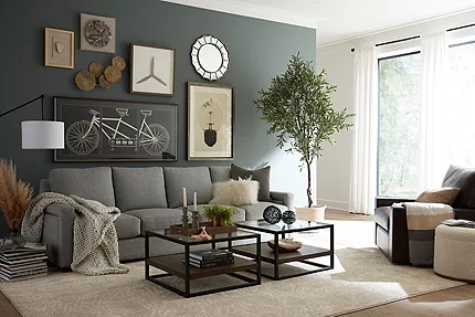 Wall Art: Geometric Wood Panels with Overlapping Circles