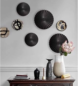 Wall Art Set: Three Circular Medallions Cutout Decor