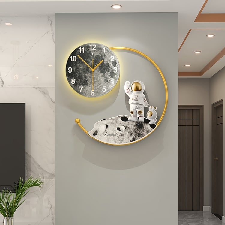 Wall Clock Astronaut Figurine with LED Backlight & Gold Grid