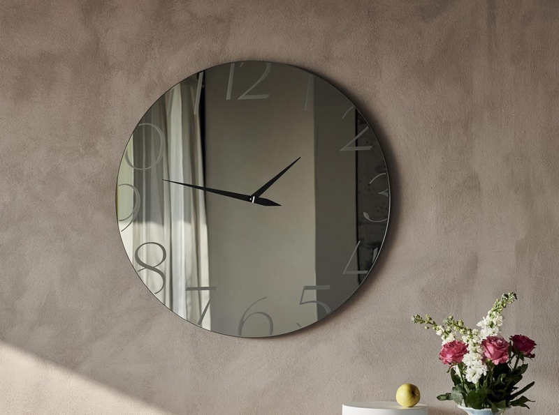 Wall Clock Large Square Form Mirrored Finish Minimalist Modern Decor