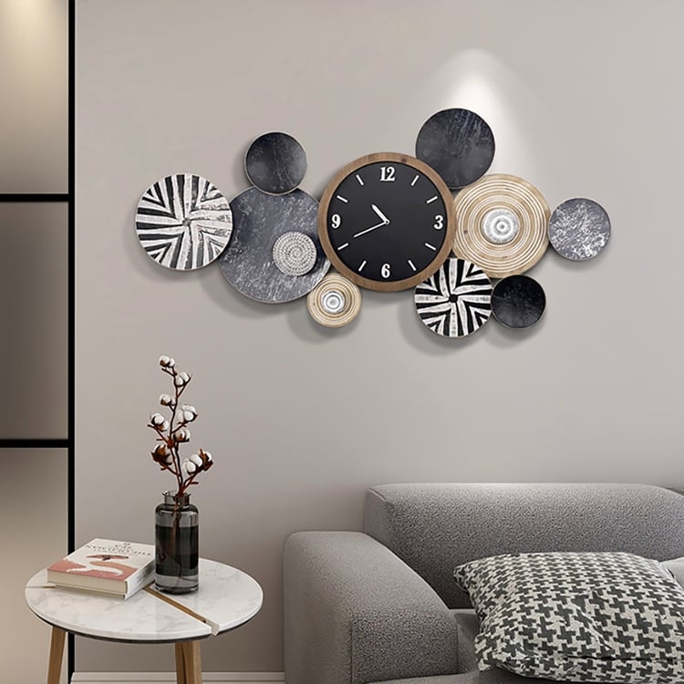 Wall Clock Multi Round Design Overlapping Gold Rings Modern Geometric Art