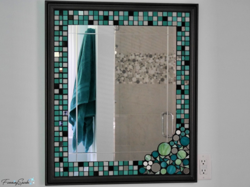 Wall Mirror: Artisanal Detail Glass Ceramic, Colorful Mosaic Bathroom Decor.