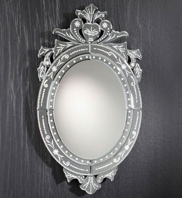 Wall Mirror: Venetian Style Oval Silhouette with Etched Floral Border