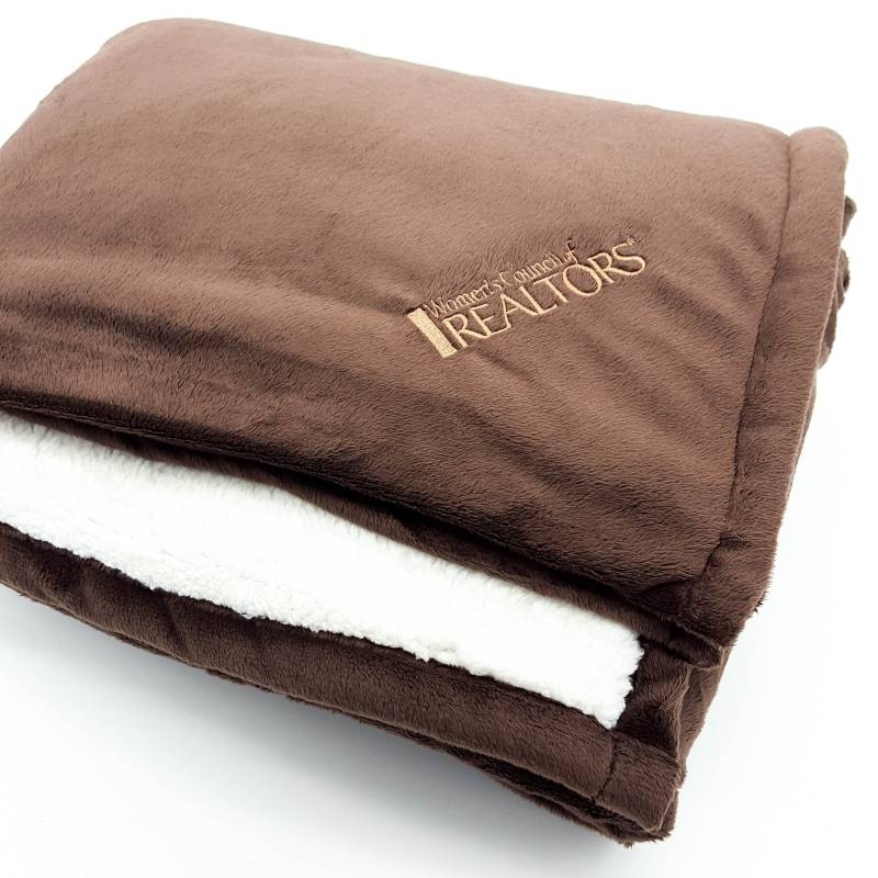 White And Navy Plush Blanket Graphic Lodge Motif