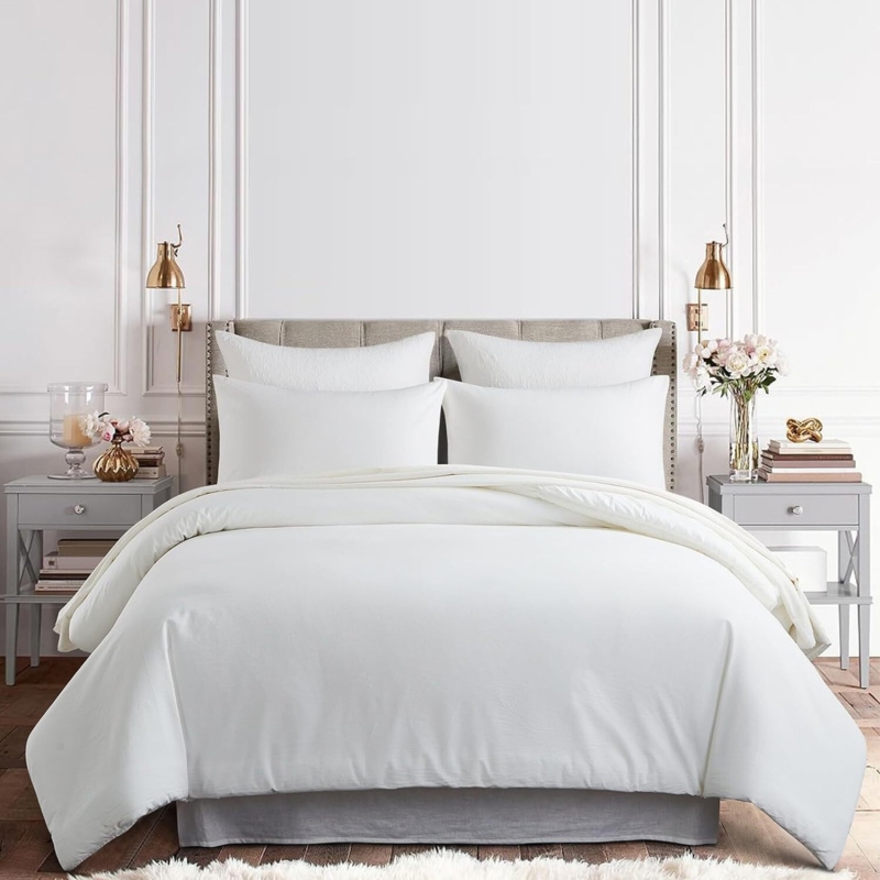 White Comforter Set, Pleated Texture, Pintuck Detail, Scandinavian Style