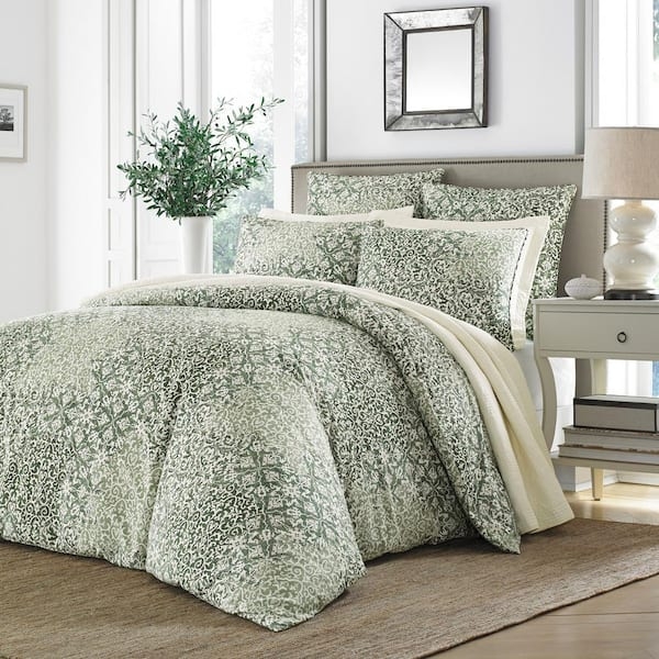 Bedding Set Large Scale Botanical Pattern Sage Green Traditional Floral
