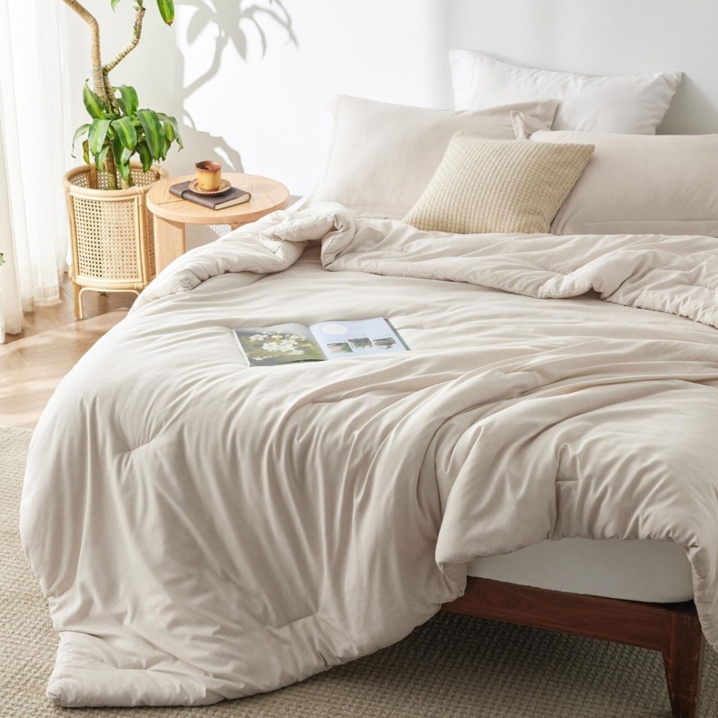 Beige Comforter Set with Waffle Weave Texture and Plush Loft