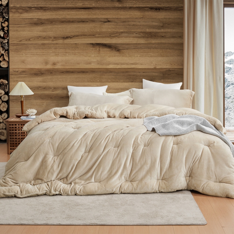 Comforter Extreme Thickness: Heavyweight faux fur comforter in birch.