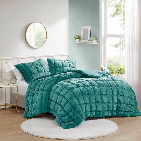 Comforter Set, Deep Velvet with Puff Quilted Texture, Glam Style.