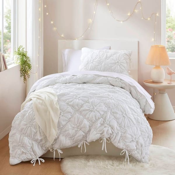 Comforter Set Raised Floral Applique White, Clean White Bedding With Texture