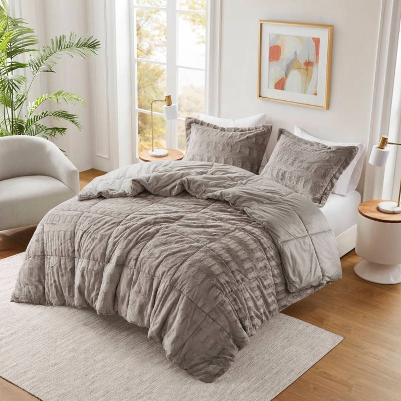 Comforter Set Silver Faux Fur Long Texture Glam Style