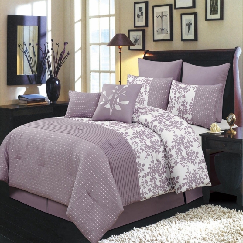Comforter Set with Intricate Silver Embroidery. Traditional Luxury Style.