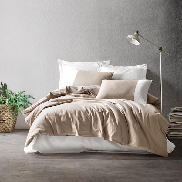 Contemporary Mink Duvet Cover Set with Quilted Geometric Pattern