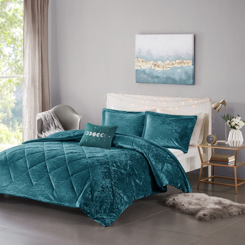 Crushed Velvet Comforter Set, Teal Diamond Quilting, Glam Style