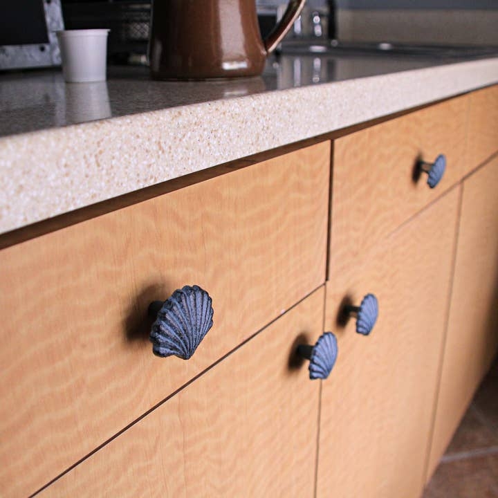 Drawer Pull Coastal Scallop Shell Distressed Blue