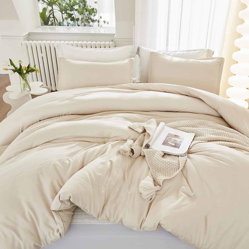 Duvet Cover Set Beige Microfiber Zipper Closure Minimalist Bedding
