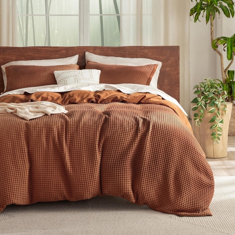 Duvet Cover Set: Forest Green Textured Waffle Weave Styling