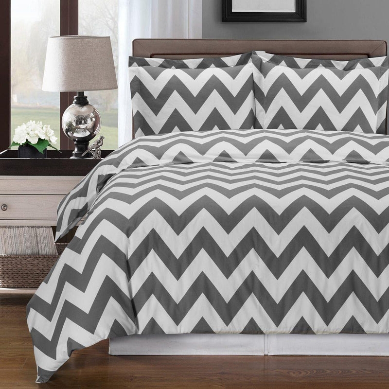 Duvet Cover Set in Gold Chevron Combed Cotton with Quilted Stitching