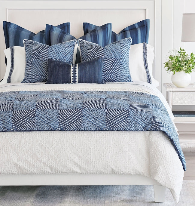 Duvet Cover Set: Light Blue Coral Motif Pattern, Serene Coastal