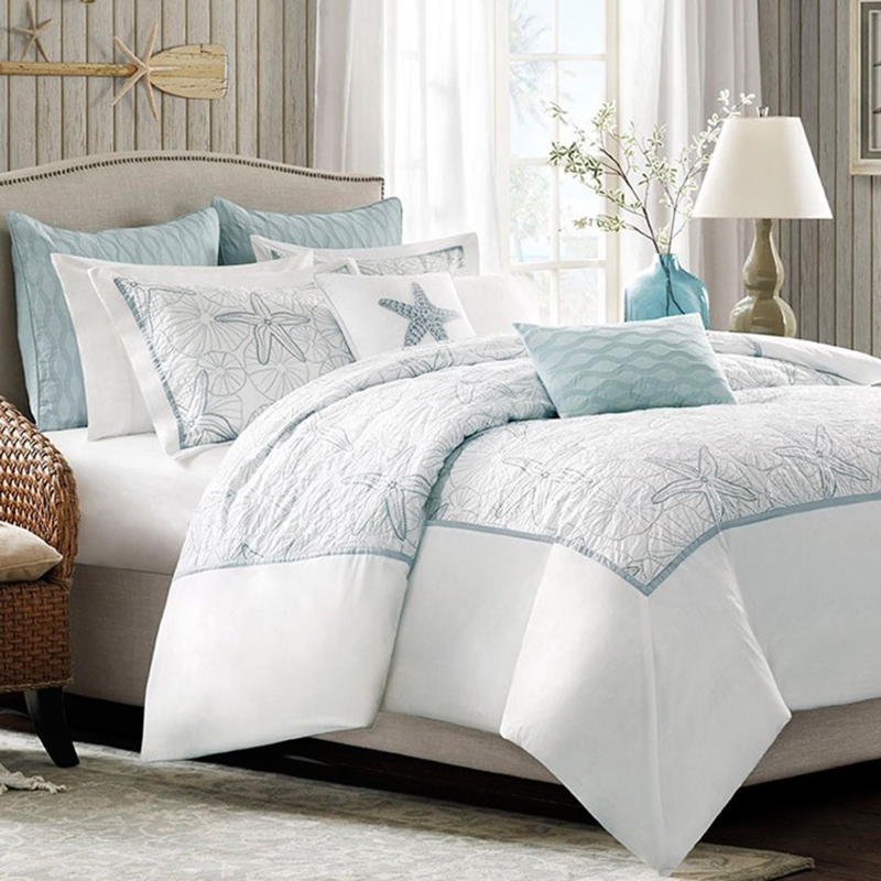 Duvet Cover Set: Teal and White Seahorse Motif with Coral Print