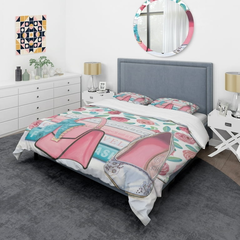 Duvet Cover Set with Glam Pink and Gold Fashion High Heels Illustration
