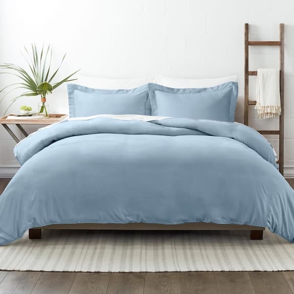 Duvet Cover Set with Soft Microfiber Appearance and Tufted Headboard.