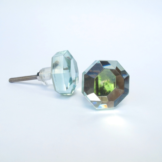 Faceted Glass Teardrop Cabinet Knob: Metallic Base