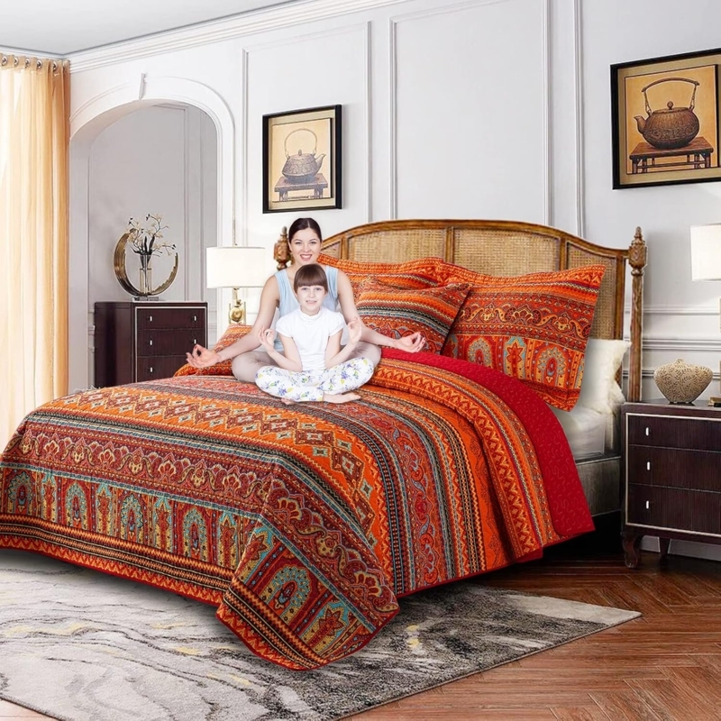 Farmhouse Quilt Set: Bright White Diamond Quilted Pattern