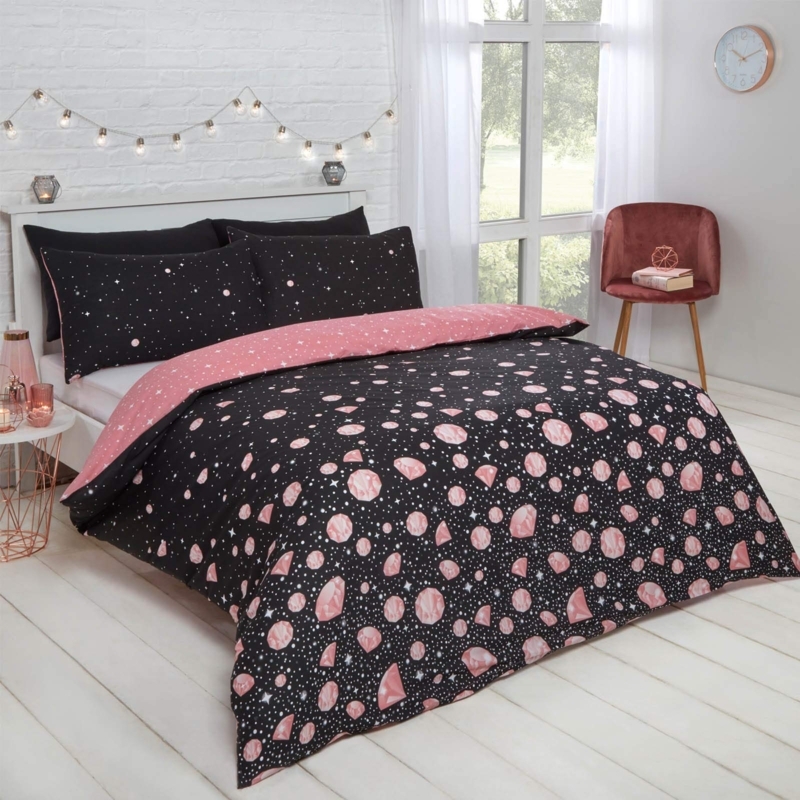 Glam Duvet Cover Set with Reversible Sparkle Chevron Pattern