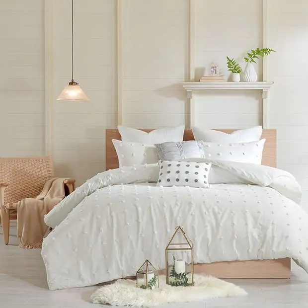 Ivory Tufted Dot Bedding Set with Textured Cotton Jacquard