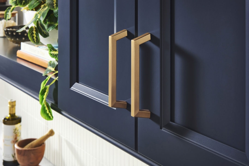 Linear Cabinet Pulls Matte Black Low Profile Ribbed Navy Context