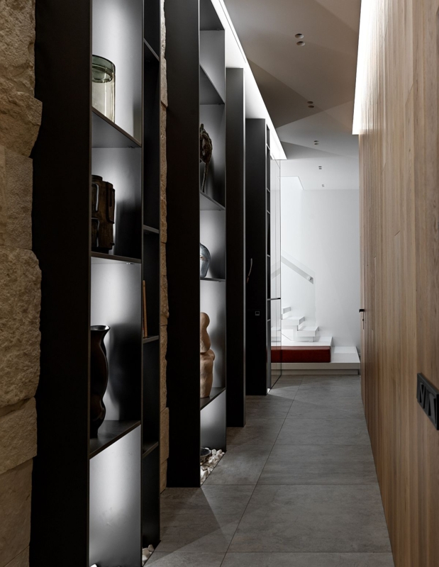 Modern Built In Shelving, White Recessed with Integrated Lighting