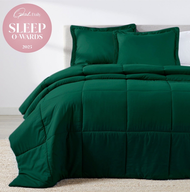 Oversized Emerald Green Comforter Set with Plush Brushed Fabric Finish