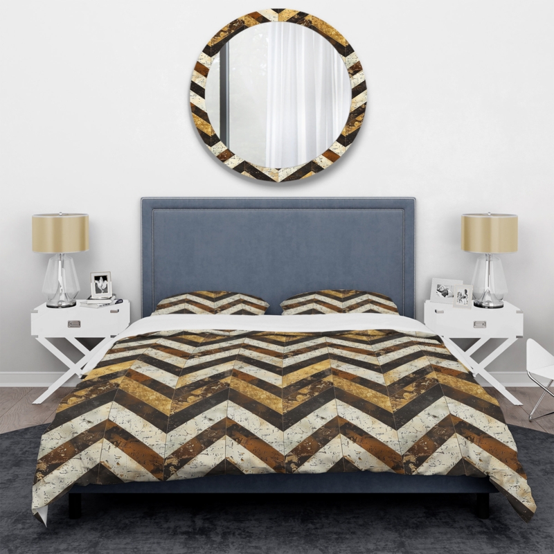 Queen Duvet Cover Set with Rhythmic Geometric Chevron Pattern in Gold