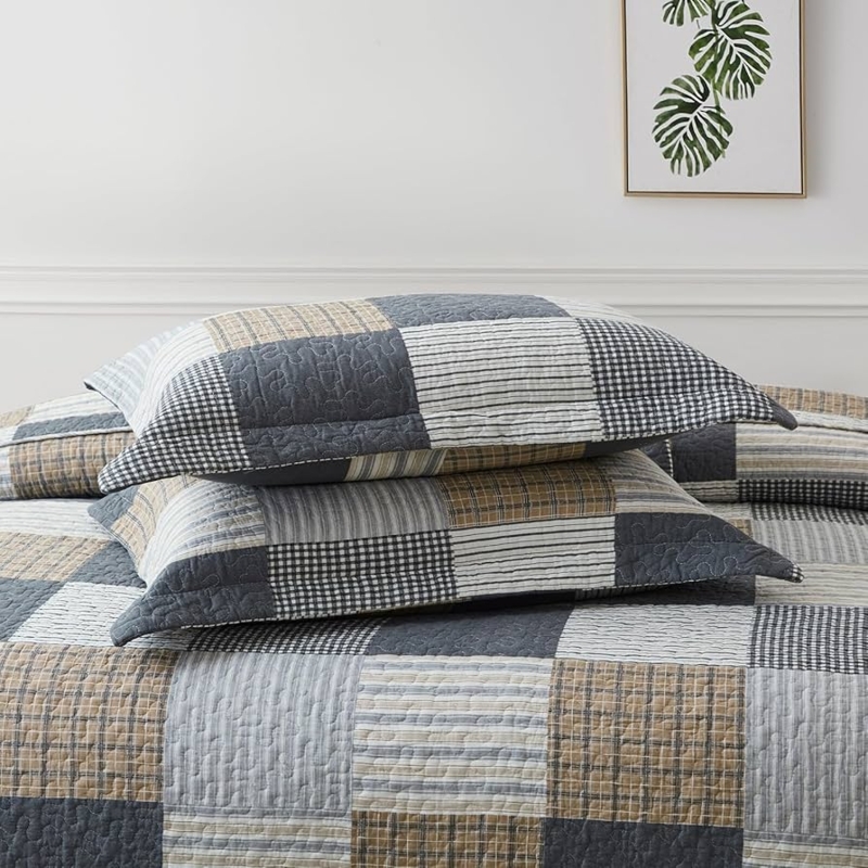 Quilt Farmhouse Gray Patchwork Plaid Traditional Vermicelli Stitched
