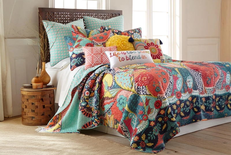 Quilt Set Bohemian Medallion Reversible Teal Back Eclectic Bedding