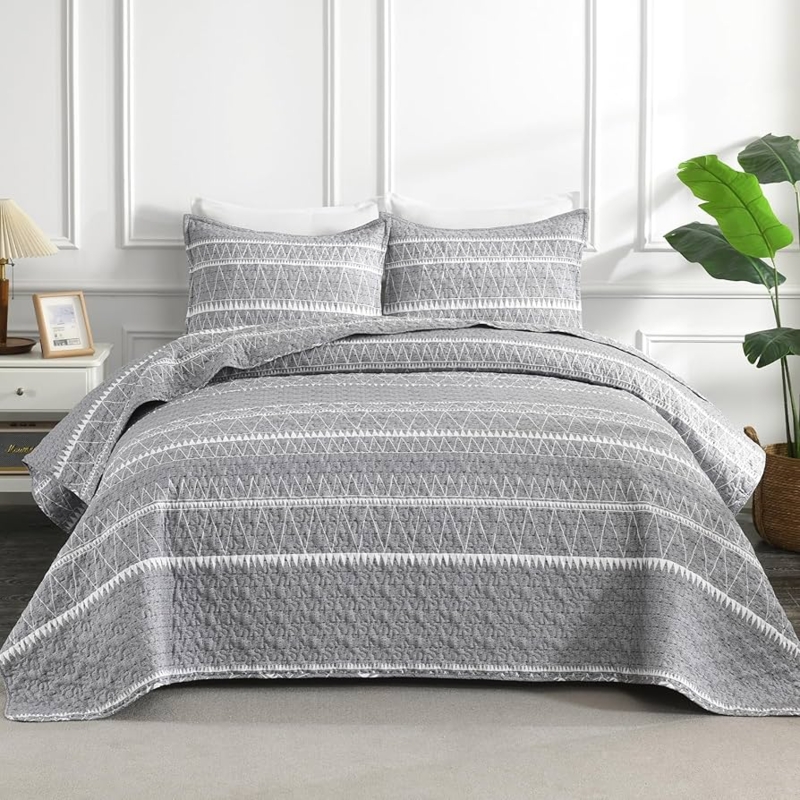 Quilt Set Oversized King Grey White Reversible Boho Print Modern Bedding