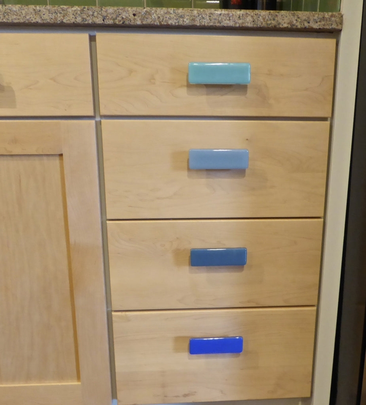 Rectangular Cabinet Pulls: Vibrant Blue Fused Glass with Speckled Texture.