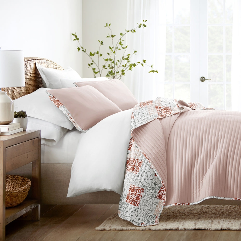 Reversible Quilt Set: Blush Pink & Gray Scrolled Patchwork Design
