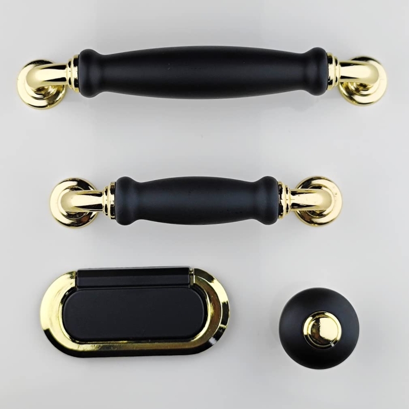 Ring Pull Matte Black Pebbled Texture Gold Base Contrast